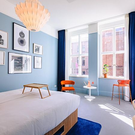 Vie Via - Your Hotel ลีวาร์เดิน ภายนอก รูปภาพ