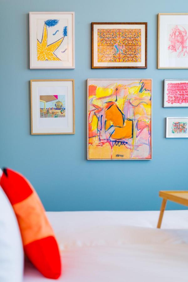 Vie Via - Your Hotel ลีวาร์เดิน ภายนอก รูปภาพ
