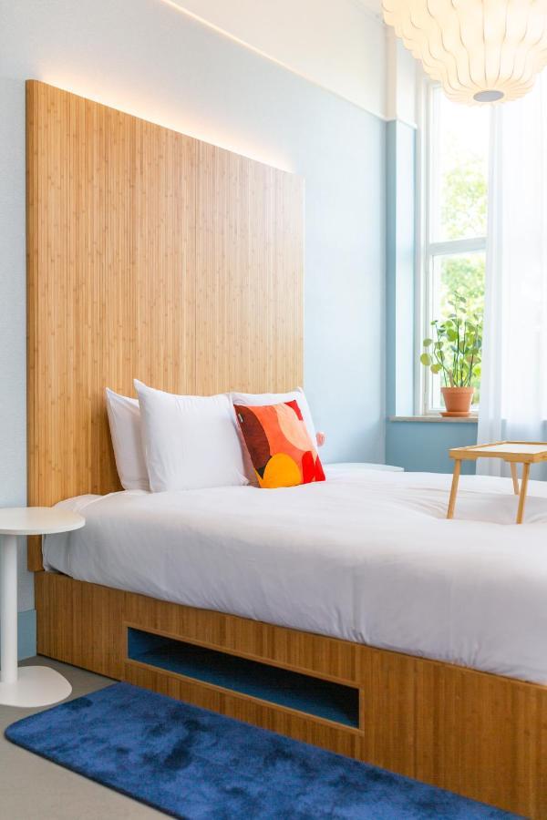 Vie Via - Your Hotel ลีวาร์เดิน ภายนอก รูปภาพ