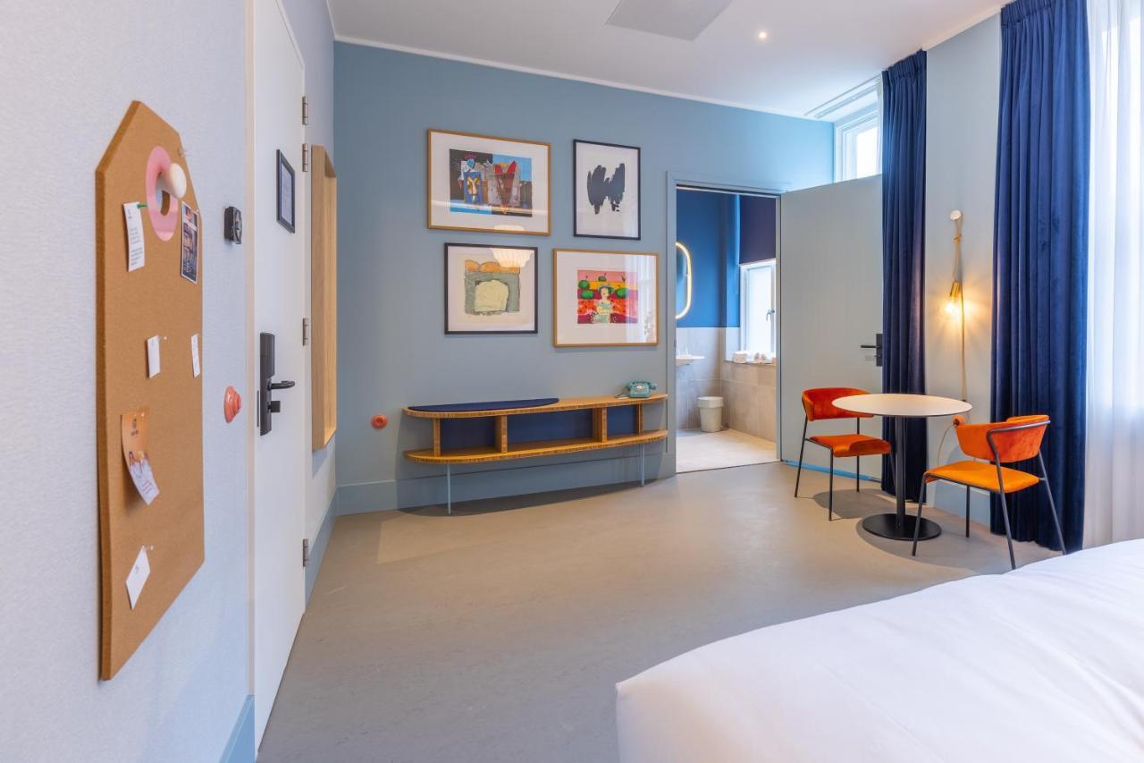 Vie Via - Your Hotel ลีวาร์เดิน ภายนอก รูปภาพ
