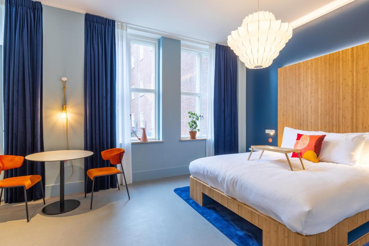 Vie Via - Your Hotel ลีวาร์เดิน ภายนอก รูปภาพ