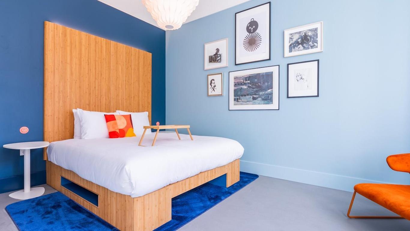 Vie Via - Your Hotel ลีวาร์เดิน ภายนอก รูปภาพ